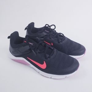 Nike Women's legend essential training shoes